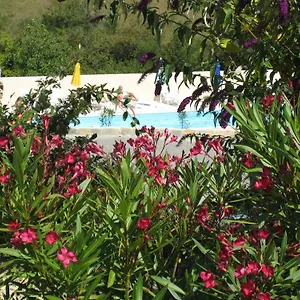 Hébergement de vacances Les Bastides D'helvie, Villeneuve-de-Berg